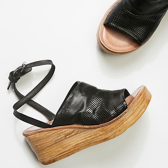 Free People x A.S.98 Niall Wedge - Picture 7 of 7